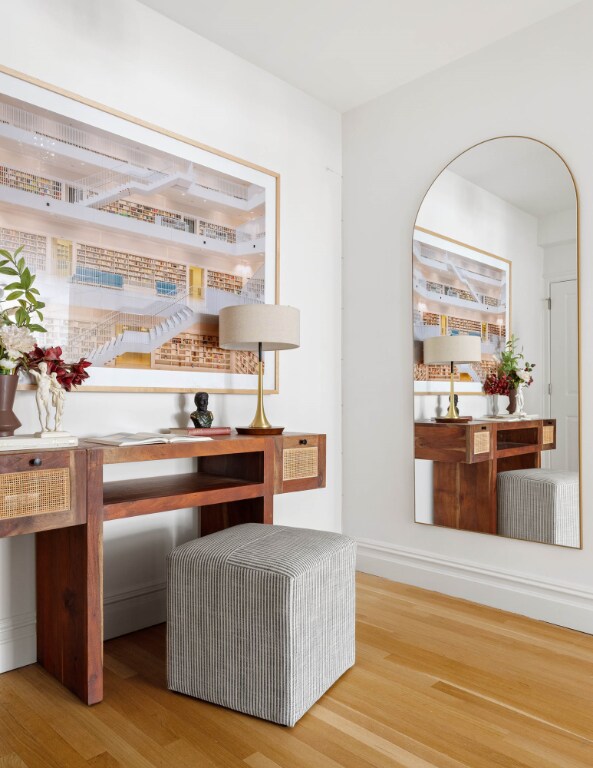 living area with hardwood / wood-style flooring