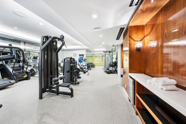 workout area featuring recessed lighting