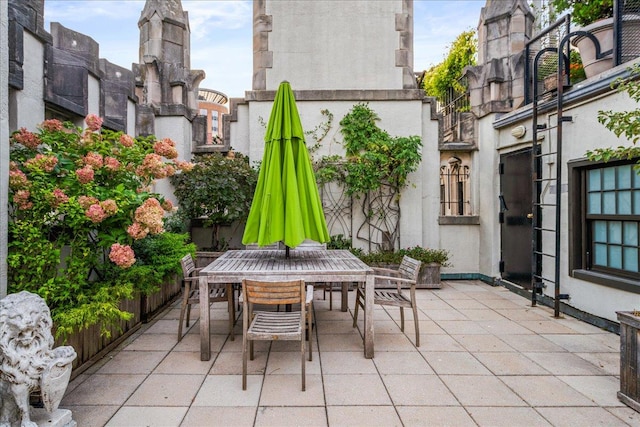 1 W 67th St Unit 2E, New York City, NY 10023 - view of patio featuring outdoor dining area
