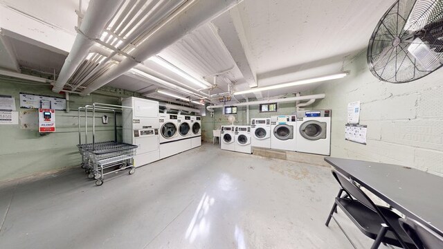 interior space featuring washing machine and dryer