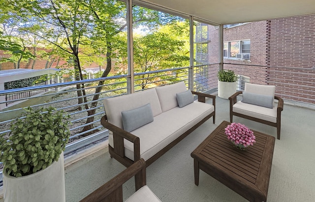 sunroom with cooling unit