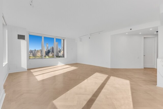 Listing photo 3 for 15 W 63rd St Unit 17-A, New York City NY 10023