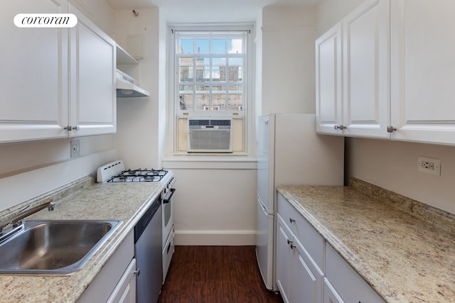 kitchen with white cabinetry, a sink, dark wood-type flooring, gas range oven, and dishwasher