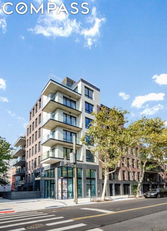 Listing photo 3 for 435 Tompkins Ave Unit 603, New York City NY 11216