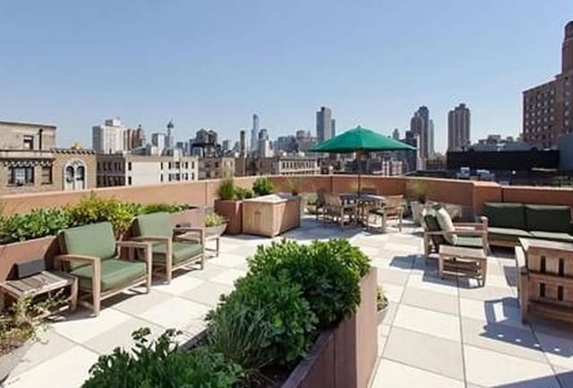 view of patio with outdoor lounge area