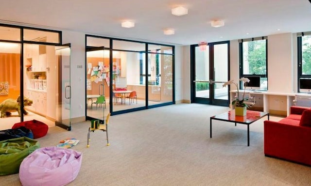 170 E End Ave Unit 2G, New York City, NY 10128 - view of community lobby