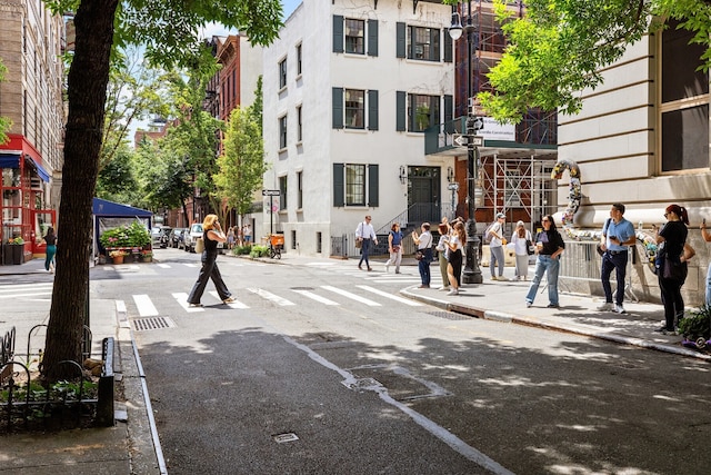 104-106 Bedford St Unit 6Ab5A, New York City, NY 10014 - view of property's community