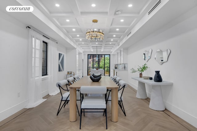 dining room with recessed lighting, visible vents, and baseboards