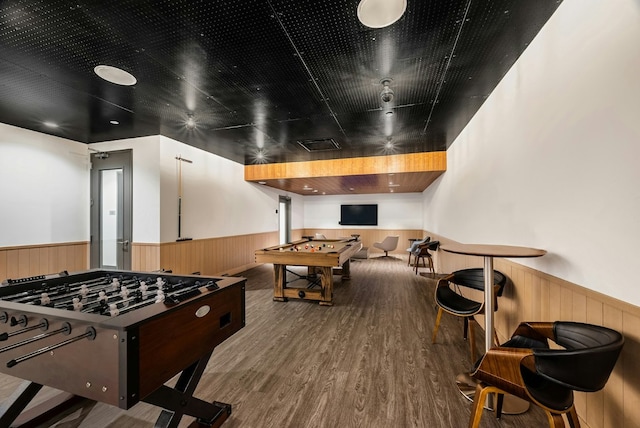 playroom with wood-type flooring and billiards