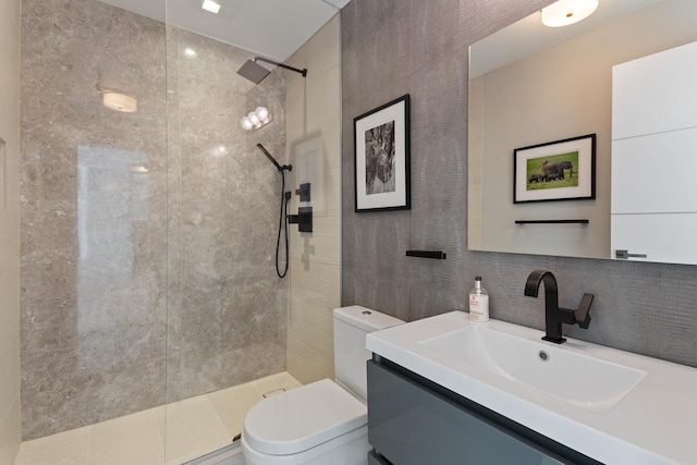 full bathroom featuring toilet, walk in shower, decorative backsplash, and vanity