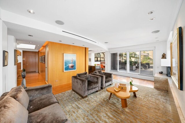 Listing photo 2 for 43 5th Ave Phe, Phe, New York City NY 10003