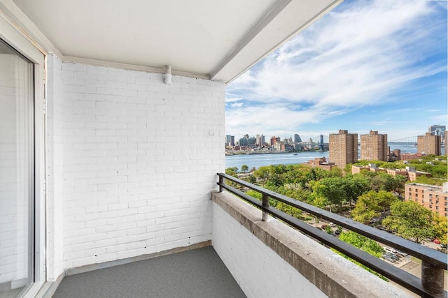 Listing photo 2 for 455 Fdr Dr Unit B1604, New York City NY 10002