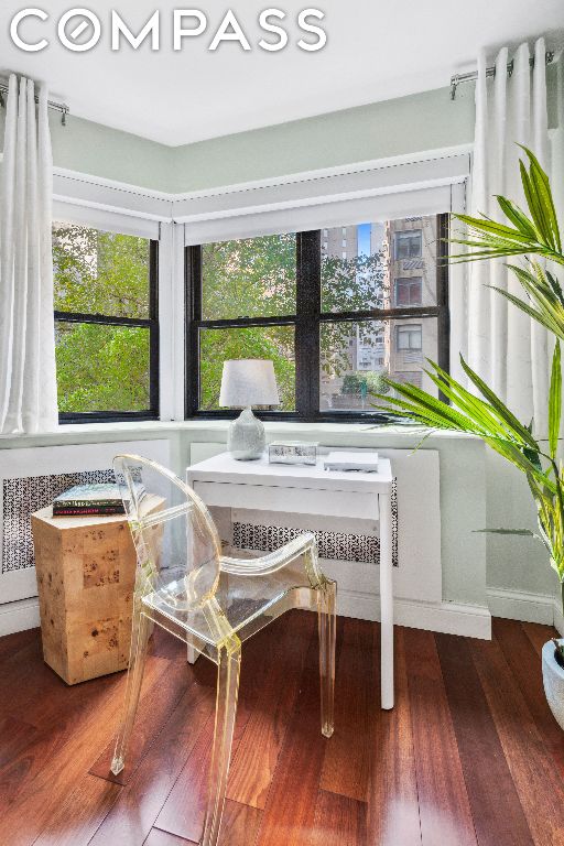 Listing photo 3 for 176 E 77th St Unit 2K, New York City NY 10075