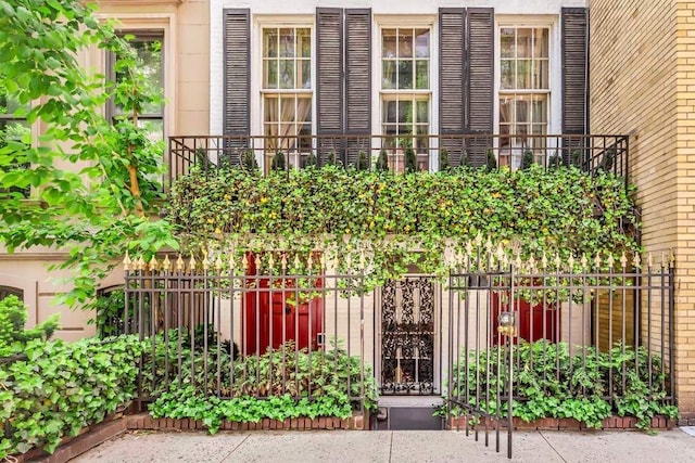 124 E 62nd St, New York City, NY 10065 - exterior space