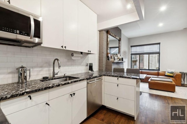 Listing photo 3 for 258 W 93rd St Unit 3Ab, New York City NY 10025