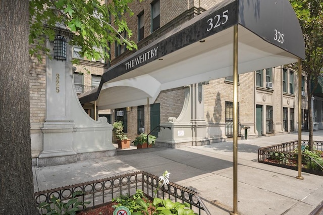 325 W 45th St Unit 403-A, New York City, NY 10036 - view of property