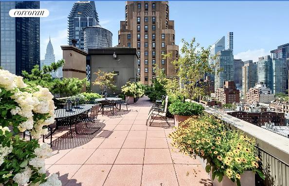 view of patio with a city view