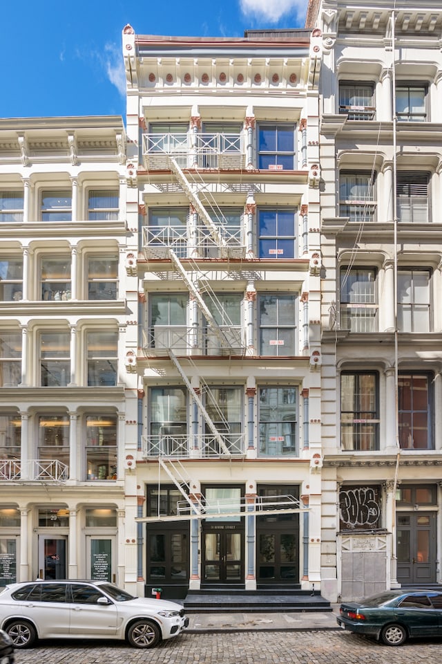31 Greene St Unit 1, New York City, NY 10013 - view of apartment building / complex