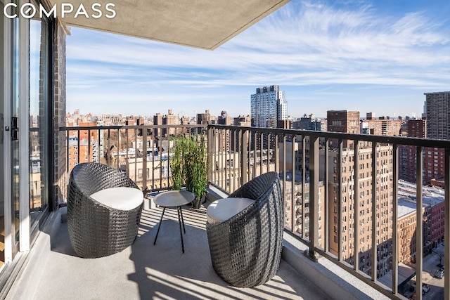 Listing photo 2 for 175 W 95th St Unit 19G, New York City NY 10025