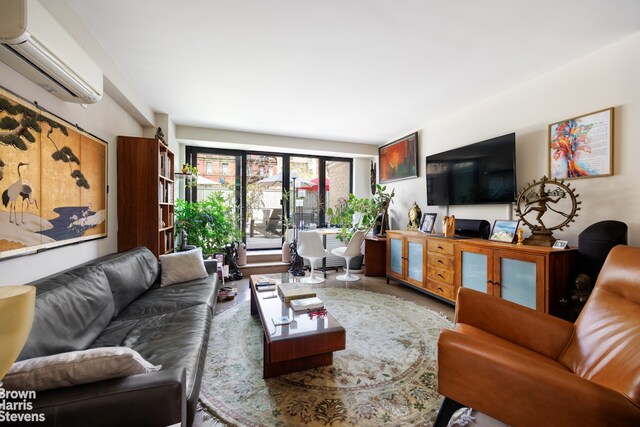 175 W 95th St Unit 2C, New York City, NY 10025 - living room with an AC wall unit