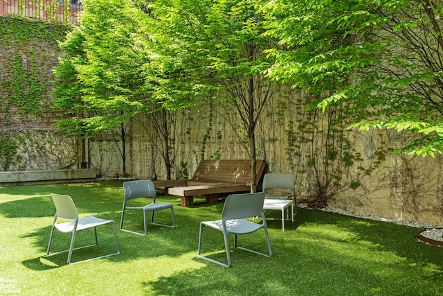 200 Water St Unit 3A, New York City, NY 11201 - view of yard