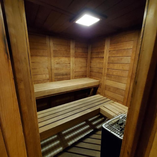 view of sauna / steam room