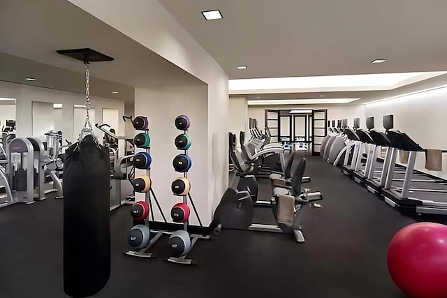 20 Pine St Unit 3001, New York City, NY 10005 - workout area with recessed lighting