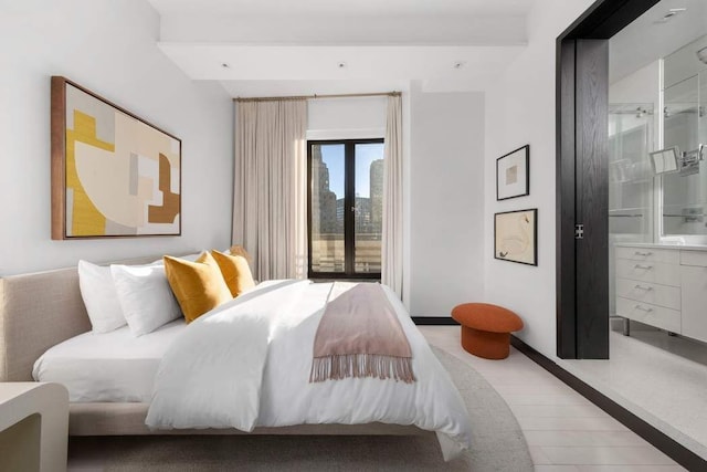 20 Pine St Unit 3001, New York City, NY 10005 - bedroom with access to exterior and ensuite bath