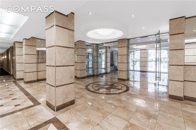 common area featuring recessed lighting