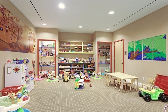 game room featuring carpet and recessed lighting