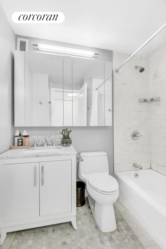200 E 94th St Unit 603, New York City, NY 10128 - full bath featuring vanity and shower / bath combo with shower curtain
