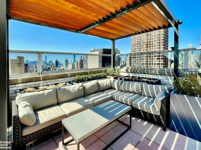 Listing photo 3 for 300 E 40th St Unit 16K, New York City NY 10016