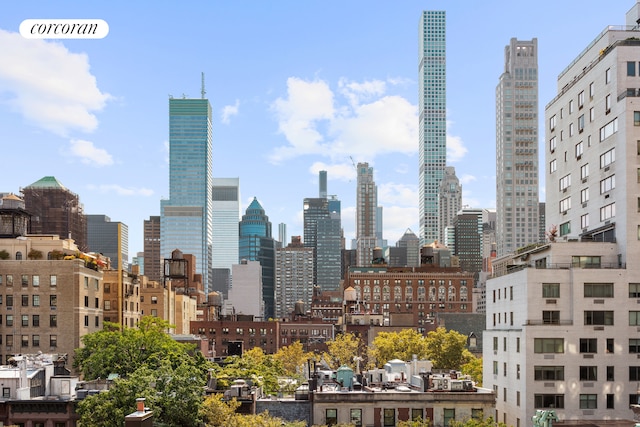 116 E 66th St Unit 8/9F, New York City, NY 10065 - view of city skyline