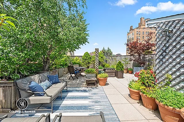 view of patio / terrace featuring an outdoor hangout area