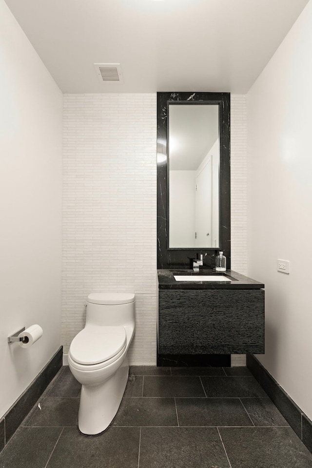 50 Riverside Blvd Unit 15-M, New York City, NY 10069 - bathroom with vanity and tile walls