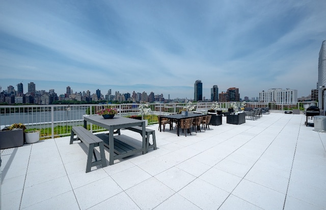 30-05 Vernon Blvd Ph-I, Ph-I New York City, NY 11102 - view of patio with a view of skyline, area for grilling, and outdoor dining area