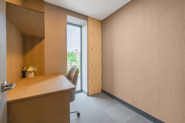 30-05 Vernon Blvd Unit 2-B, New York City, NY 11102 - office space with light colored carpet
