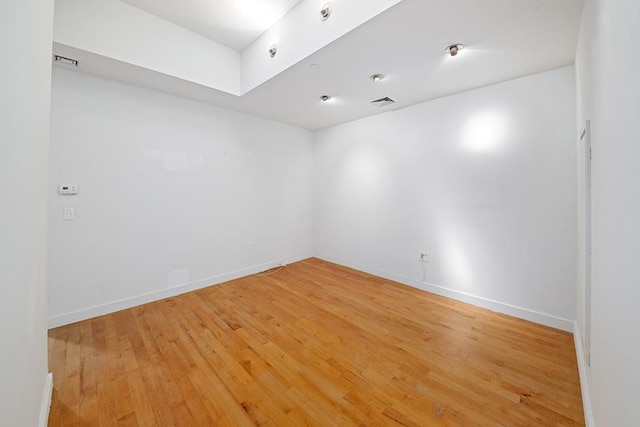 15 Broad St Unit 2206, New York City, NY 10005 - empty room featuring light wood finished floors and baseboards