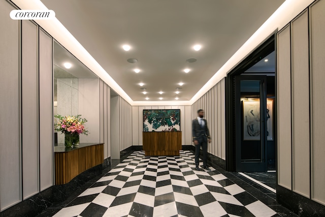 40 E End Ave Unit Th, New York City, NY 10028 - common area featuring a decorative wall
