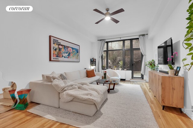 Listing photo 2 for 55 E 9th St Unit Tb, New York City NY 10003