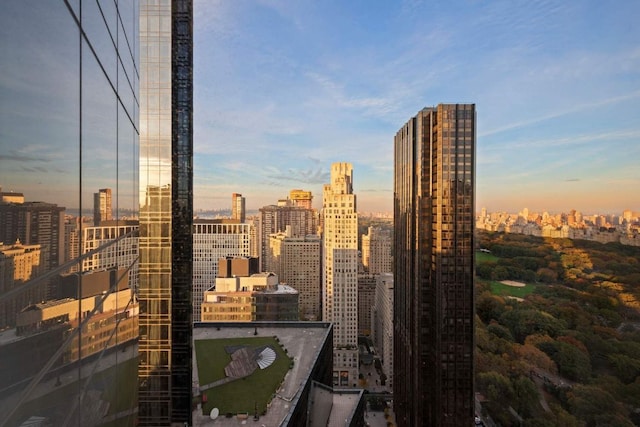 Listing photo 2 for 25 Columbus Cir Unit 57B, New York City NY 10019