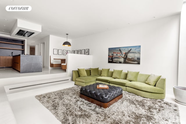 248 W 71st St, New York City, NY 10023 - view of living area