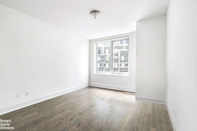 Listing photo 3 for 50 Riverside Blvd Unit 3R, New York City NY 10069