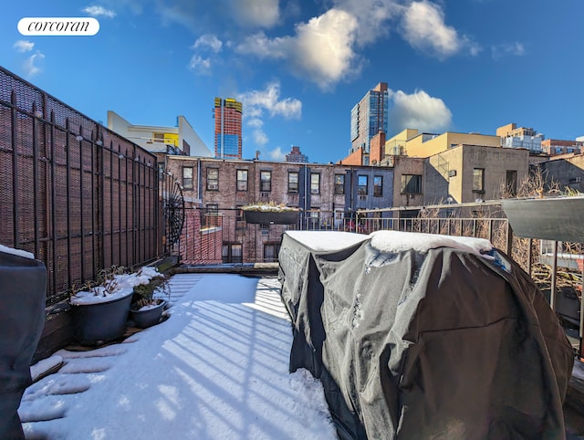 54 W 71st Street Building, New York City, NY 10023 - view of snowy yard