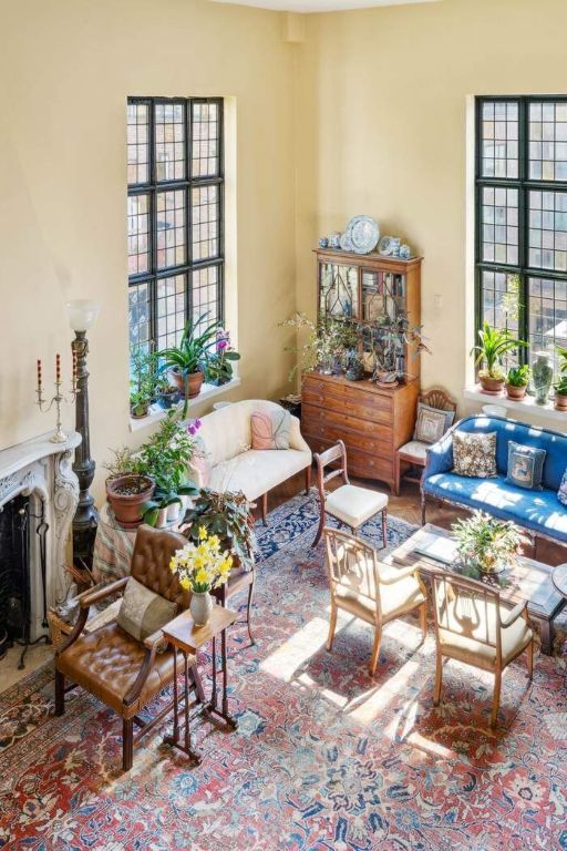 sitting room featuring plenty of natural light and a fireplace