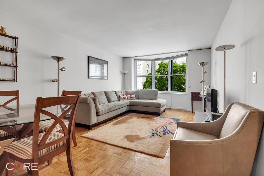 2250 Broadway Unit 3J, New York City, NY 10024