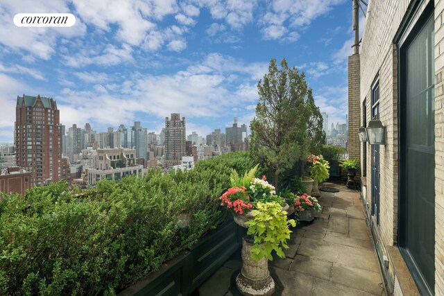 895 Park Ave Phc, Phc, New York City, NY 10075 - balcony featuring visible vents and a city view