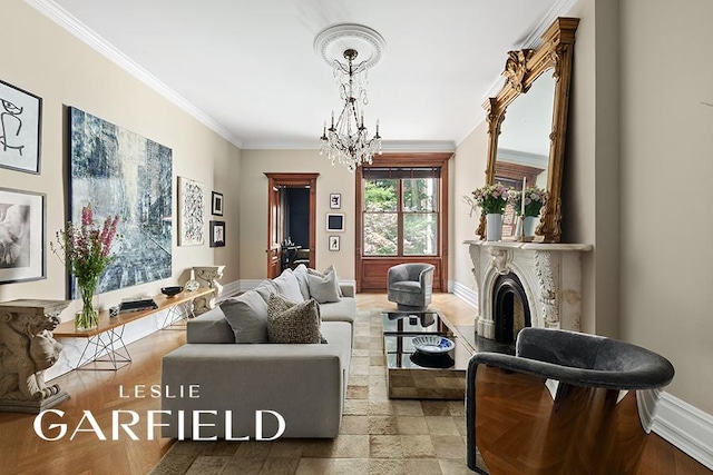 living room featuring crown molding and a chandelier