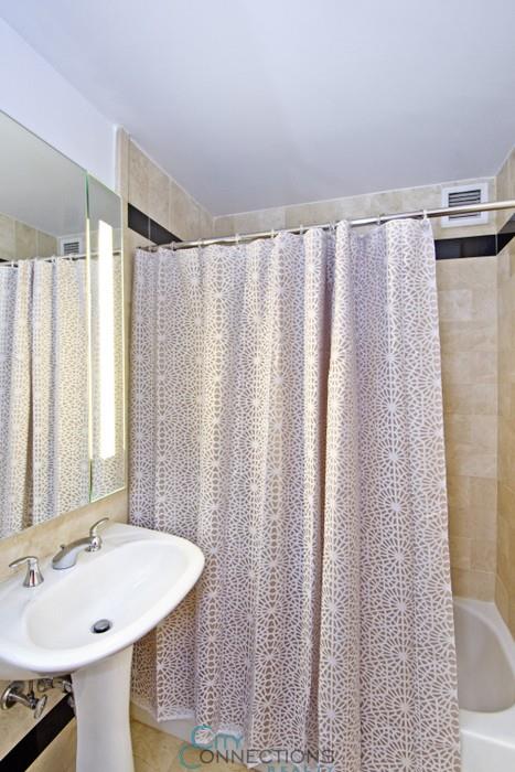 20 W St Unit 14-B, New York City NY, 10004, 1 bath condo for sale