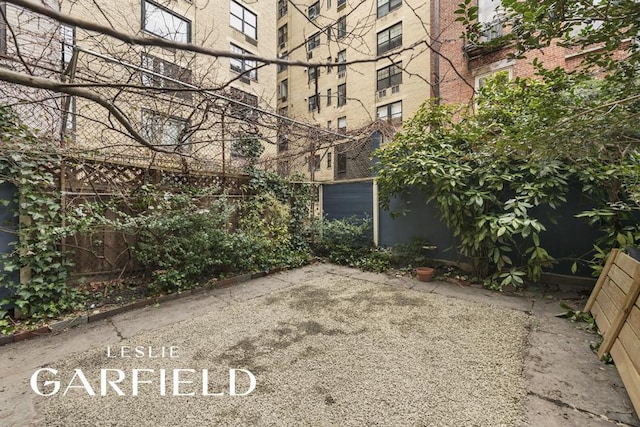8 W 71st St, New York City, NY 10023 - view of patio / terrace with fence